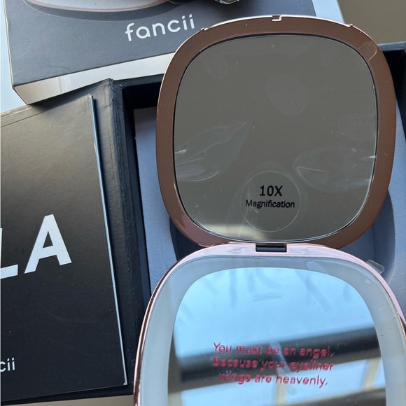 Anthropologie Fancii Mila LED Compact Mirror in Black - Picture 3 of 5